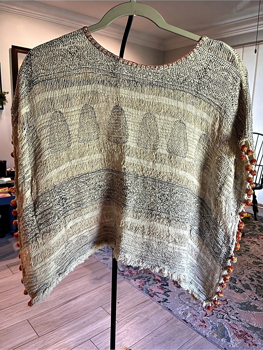 THML Striped Fringe Tunic in Cream & Gray Size Medium